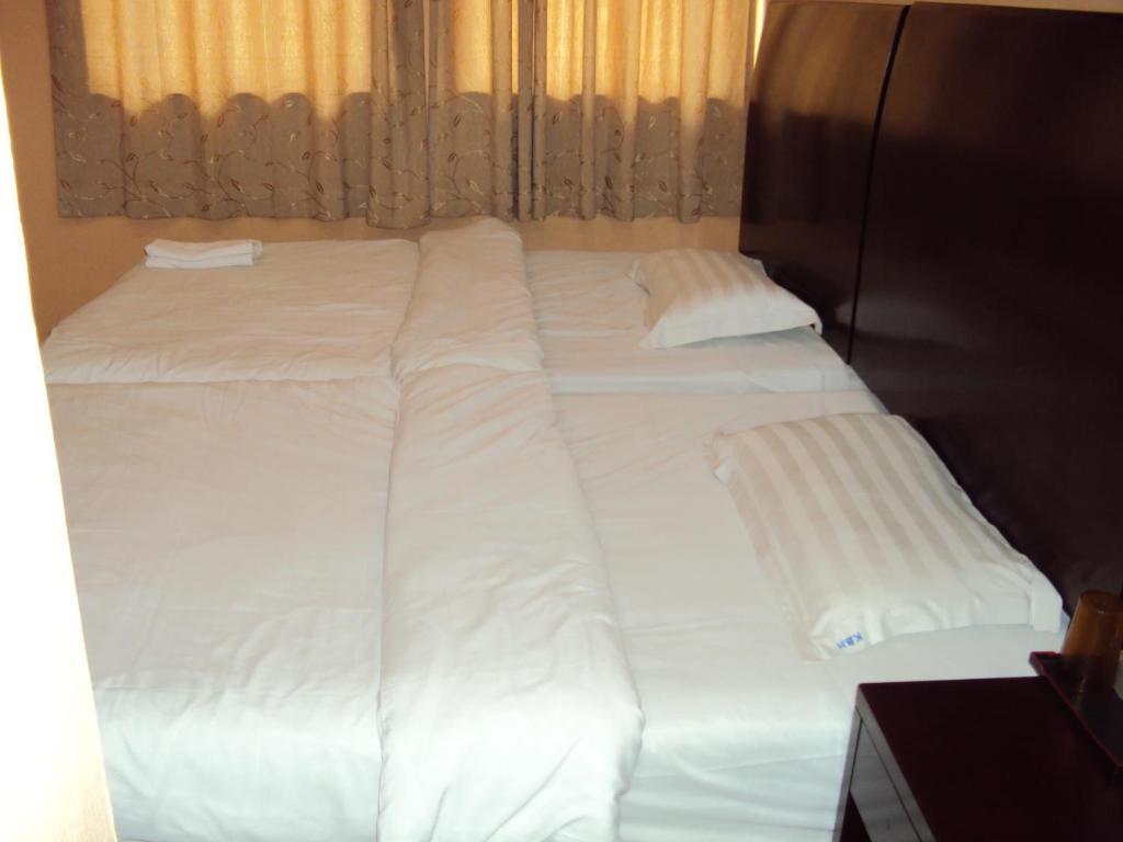 Kinabalu Borneo Hotel Kota Kinabalu Quarto foto